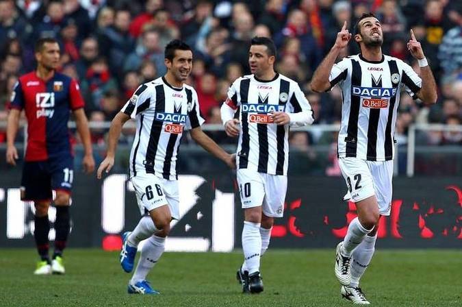 包含里程碑夜山东泰山防线松动，意大利杯集结日刷纪录，媒体盛赞，细节决定成败的词条