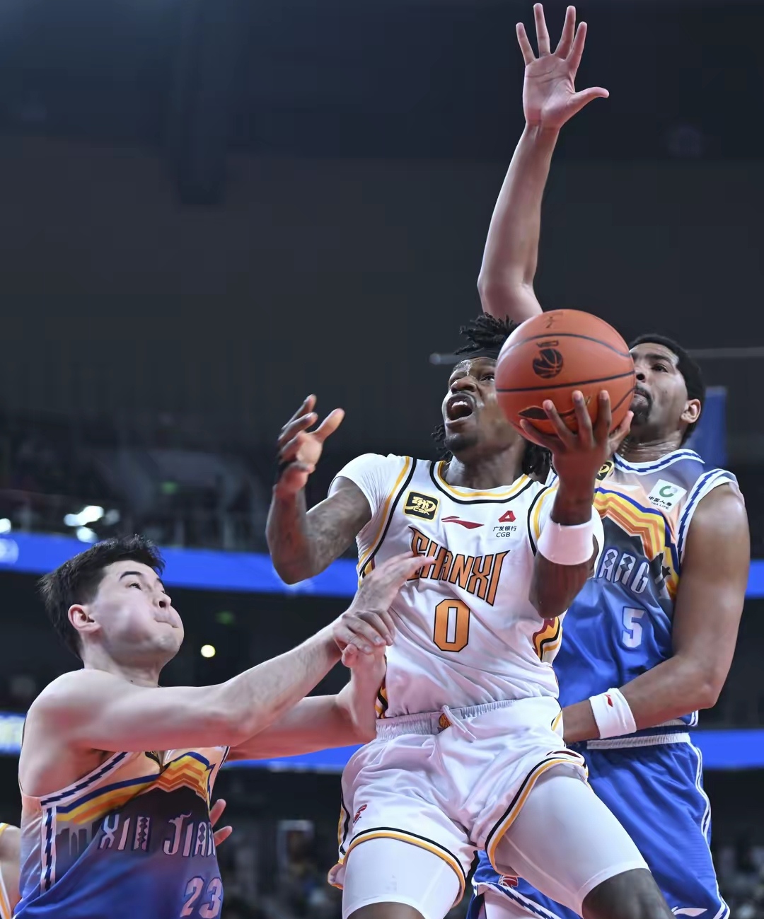 kaiyun关于新疆广汇训练开放日，加时末段绝杀压哨引欢呼，NBA季后赛在即，控场能力受关注的信息